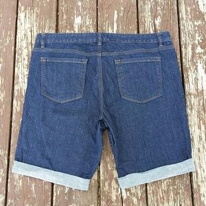 LOFT Shorts - Ann Taylor LOFT Bermunda Jean Shorts LOFT Shorts - Ann Taylor LOFT Bermunda Jean Shorts